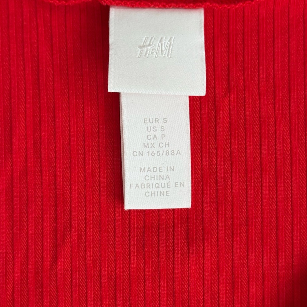 Red Ruffled V-Neck Top - Picture 2 of 3